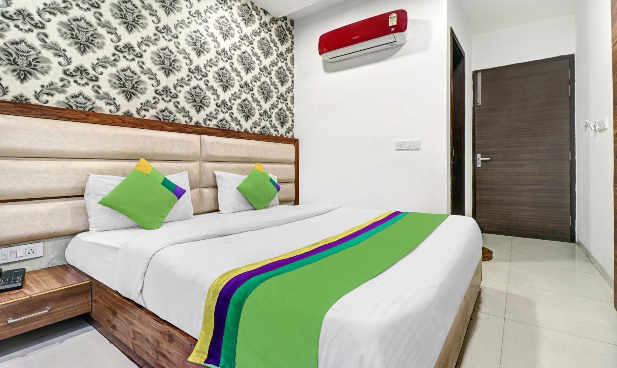 Itsy Hotels Unique - Near Railway Station Amritsar Eksteriør bilde